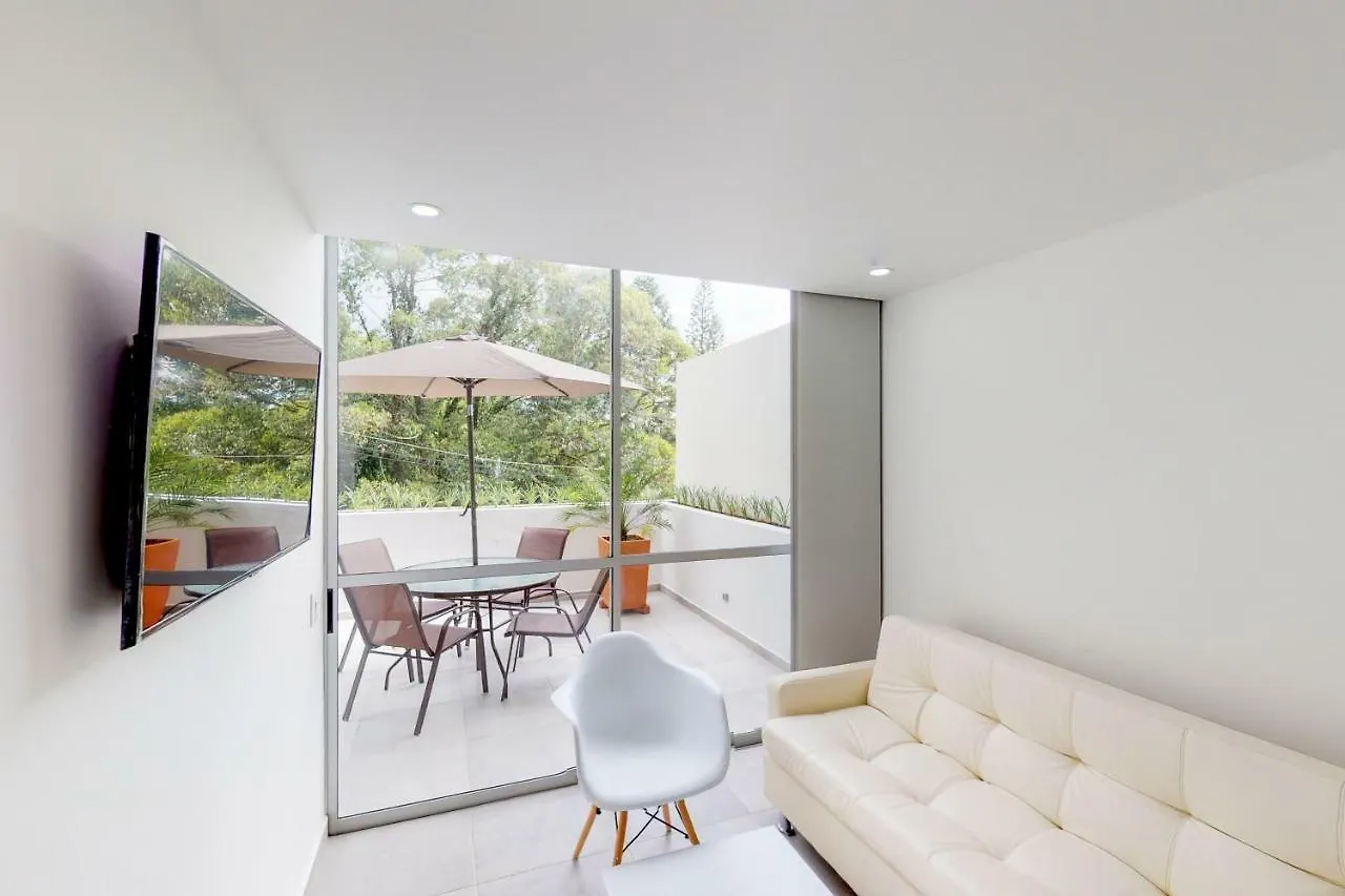 Acogedor Apartamento Con Balcon 202 Edificio Borbon Apartamento Medellín 0*,  Colômbia